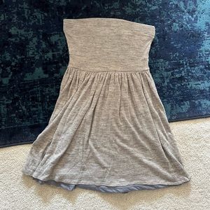 STRAPLESS MIDI DRESS